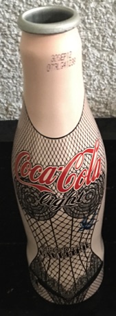 p06023-1 € 2,50 coca cola ALU flesje leeg Jean Paul Gaultier body